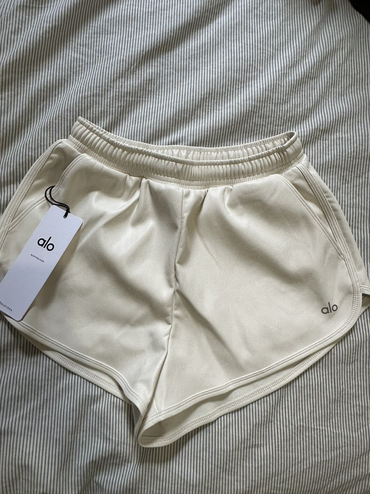 Alo Faux Leather Power Hour Short- Ivory S