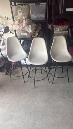 Bar Height Chairs