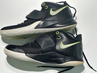 Nike Kyrie Flytrap 3 BQ3060-001 Black Lace Up Basketball Shoes  Mens Size 10