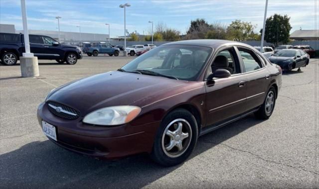 2001 Ford Taurus