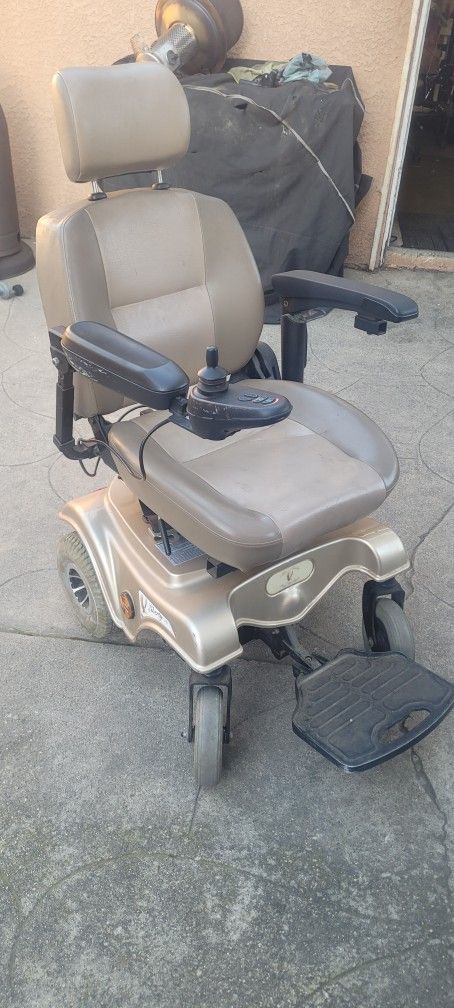 Electric Wheelchair ♿️
