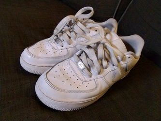 nike air force 1 low white Size 7 Youth