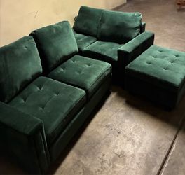 4 seat couch + ottoman (green)