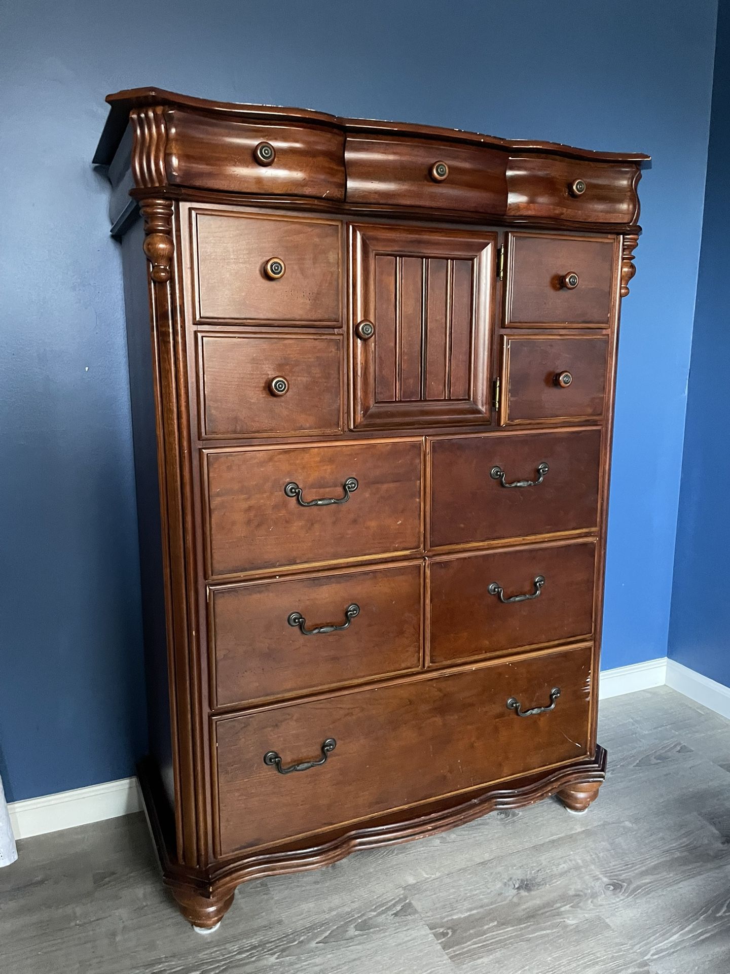 Solid Wood Dresser