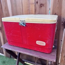 Complete VINTAGE THERMOS COOLER