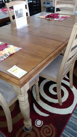 Beautiful two tone dining group