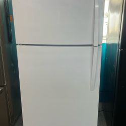 33” Wide Kennmore Frige 3 Months Use Like New Perfect Working And Warranty 
