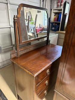 Dresser/Armoire OBO