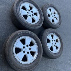 4 — 235/60r16 5x114.3 5x4.5 Stock Chevy Impala Cr-v Camry Corolla Civic Accord Altima Sentra Camry Rims Wheels Good 80% Treads Tires