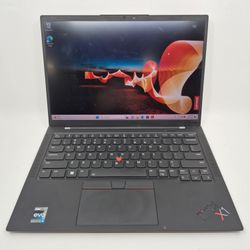 Lenovo ThinkPad X1 Carbon Gen 10 14" i5-1240P 1.7GHz 8GB RAM 256GB SSD