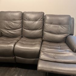 Recliner With 3 Seater And Head Tilt Too 