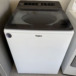 Like New Whirlpool Washer