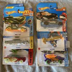 Hotwheels treasure hunts.