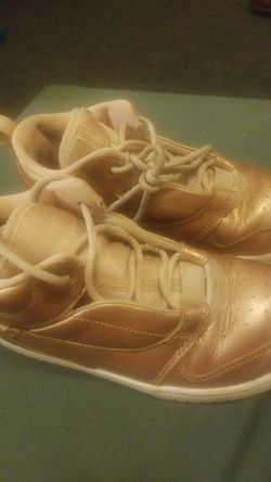 Girls rose gold jordans size 1y