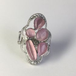 BEAUTIFUL WOMENS STRETCH RING SIZE 8-12 ADJUSTABLE  🌸🌺🌸🌼🌼 ESTATE FIND JEWELRY VINTAGE TO FASHION  EXCELLENT CONDITION  