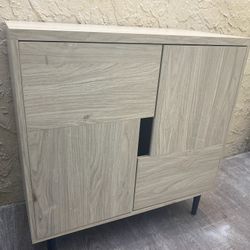 Modern Office Cube Storage s Unit - Local Delivery Available for a Fee - See My Other Items 😀