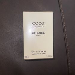 Coco Mademoiselle Chanel Perfume
