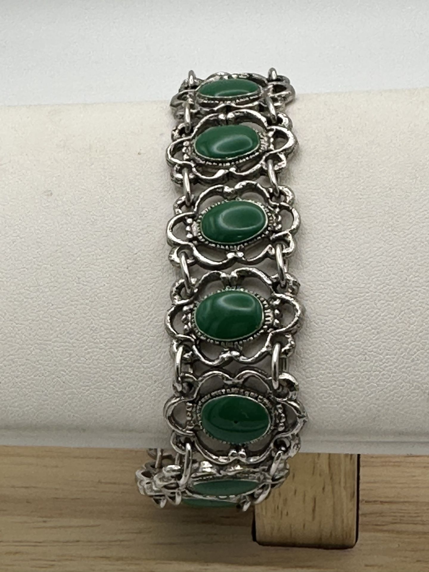 Vintage Art Deco Faux Chrysoprase Filigree Green Cabochon 7” Great Condition 