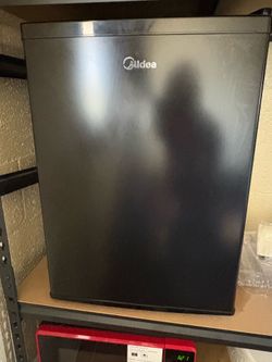 Small compact fridge