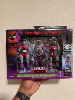 FNAF Endo Series Roxanne Wolf Collector Figure Set