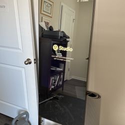 Lululemon Studio Mirror