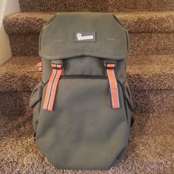 Crumpler Photo/laptop Backpack In Rifle Green Color