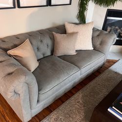KENSINGTON 2-CUSHION SOFA