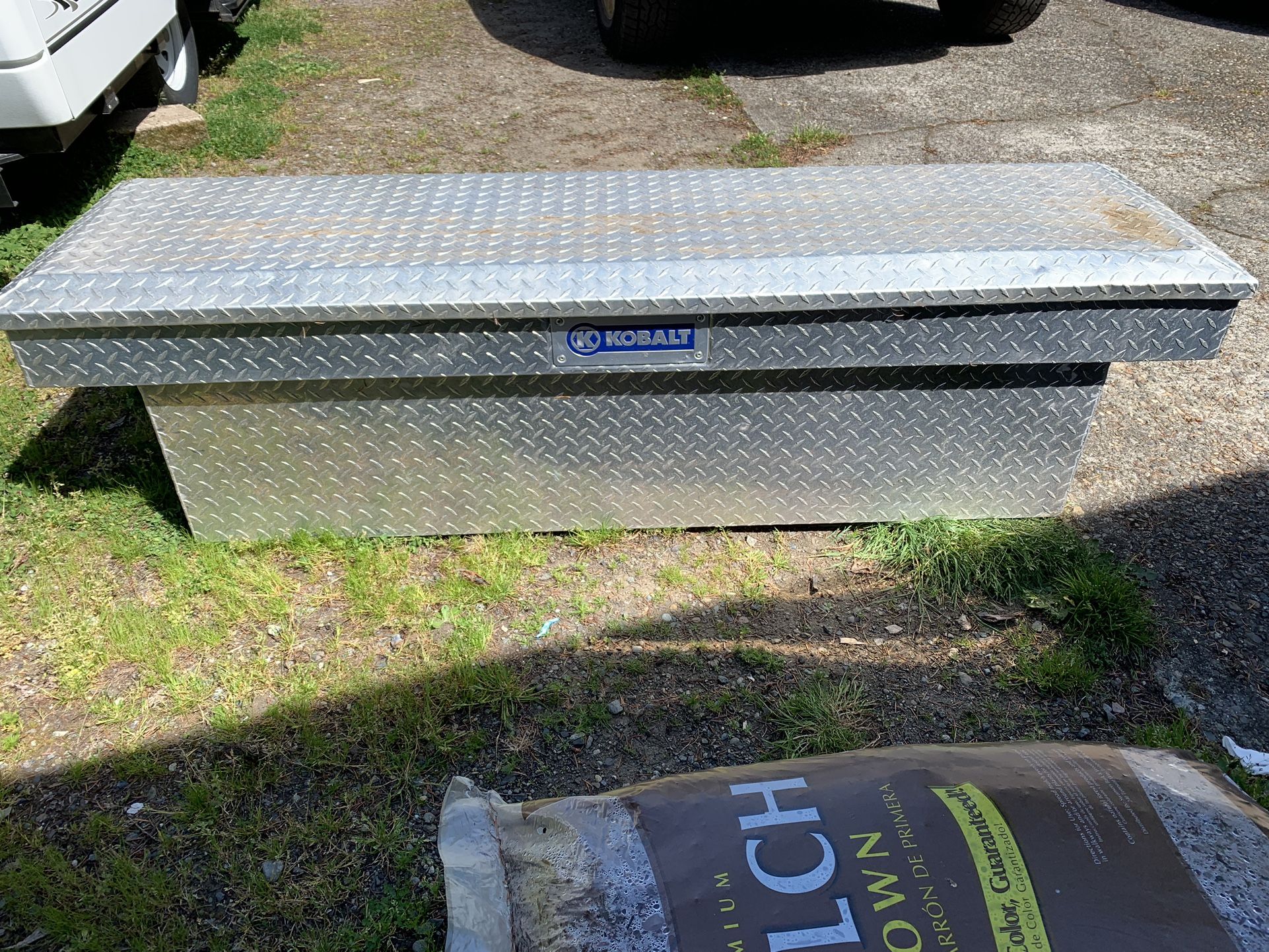 Kobalt 70-in x 20-in Silver Aluminum Crossover Full Size Bed Truck Tool Box