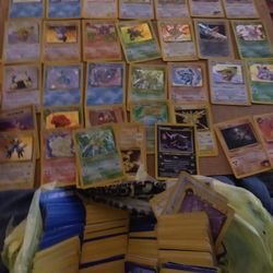 2000s era Pokemon cards approx 2500 cards