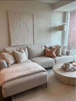 Structube Victor Contemporary Sectional