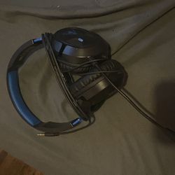 Head Phones 