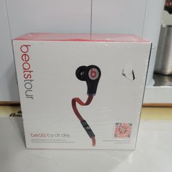 Beats by Dr. Dre Beats Tour Red/ Black (contact info removed)3-01-B Wired In-Ear Headphones
