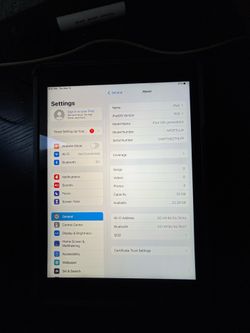 iPad (5th generation) Mint Condition