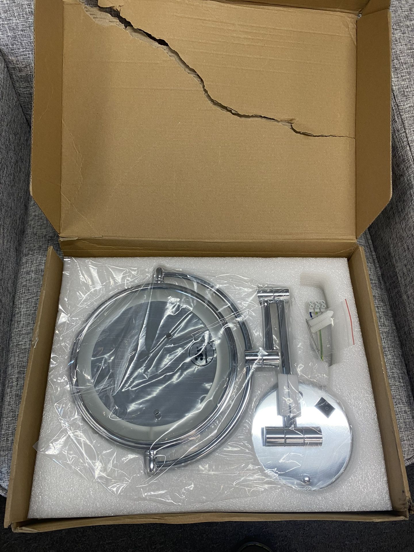 New 8 Inch Double Sided Magnifying Light Up Mirror, Dimmable 360 ° Swivel,