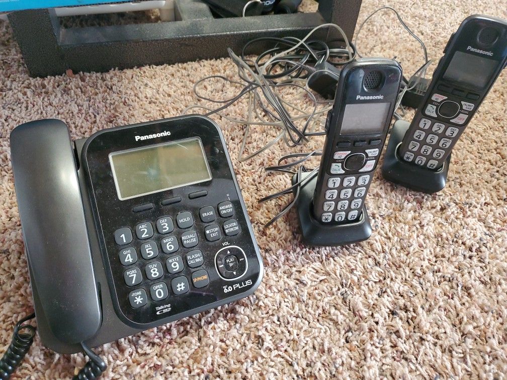 Panasonic Phone Base And 2 Wireless Phones Set