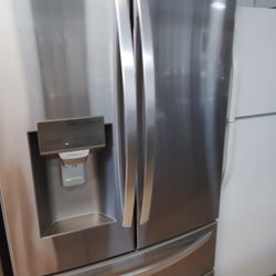 L.G. REFRIGERATOR EVERYTHING GOOD 