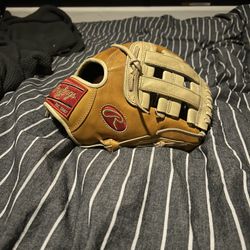 11.5” Rawlings Pro Preferred Baseball Glove