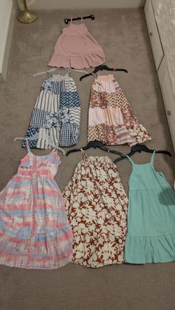 Girl dressees M(7-8)