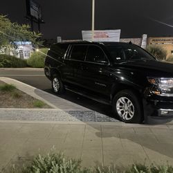 Chevy Suburban 2019
