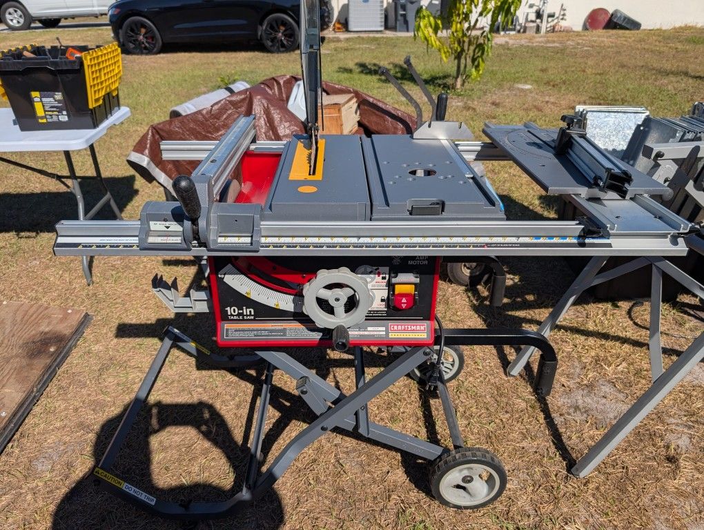 Craftsman 10" Table Saw On Stand