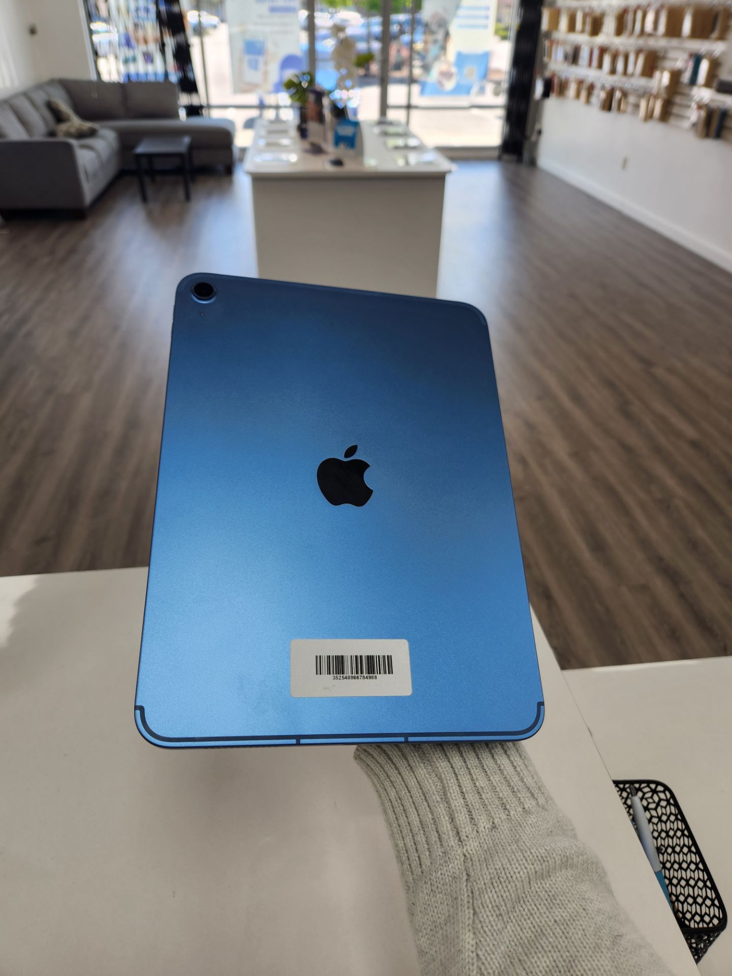 IPad 10th Gen Tablet Pre Owned🔥