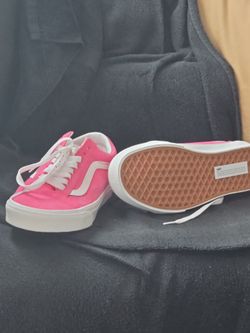 Ladie's VANS