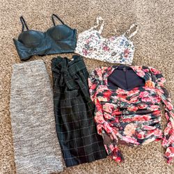 $25 Total For Everything Pictured! Women’s Clothing Size Small /2 
