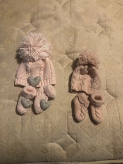 New Born Baby Girl Hats And Booties 