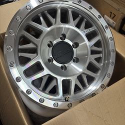 Raceline 17x8.5 +0 6x5.5 In stock