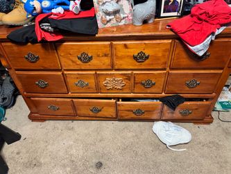 Dresser drawer