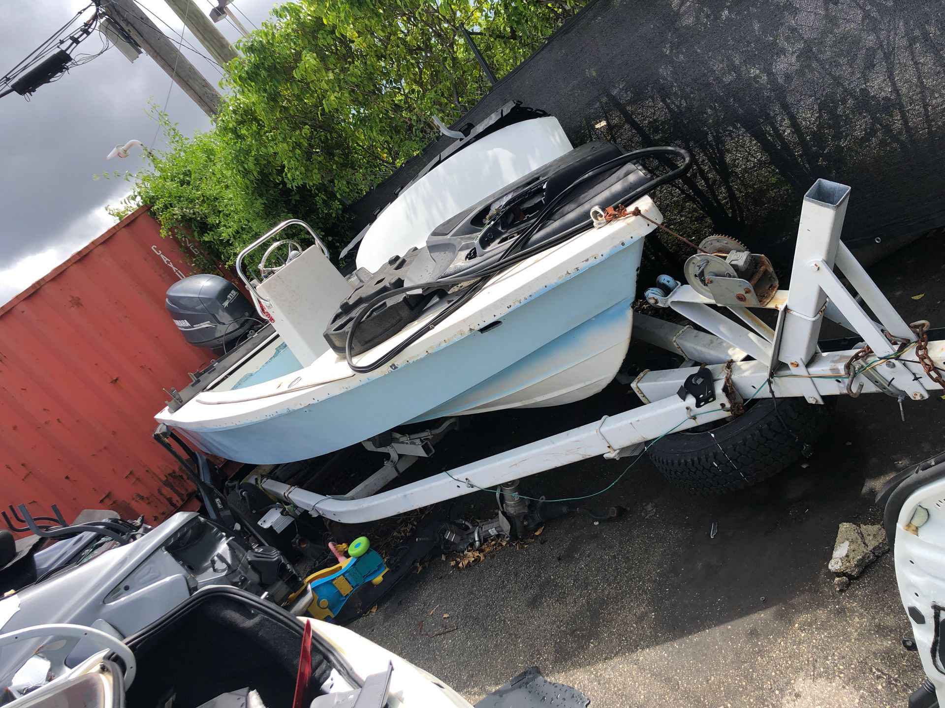 Boat with Yamaha four stroke 115
