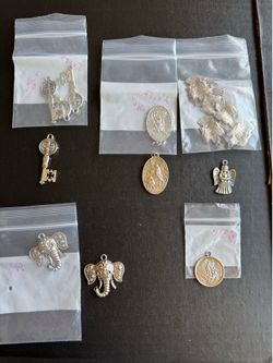Catholic Religious Charms, Medal Pendants - Silver Tone Lot Jewelry, Joyeria religiosa