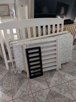 Delta 4 in 1 Crib 7312-100