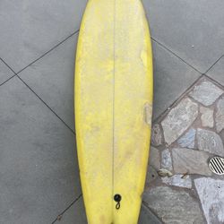 6’10 Single Fin Surfboard